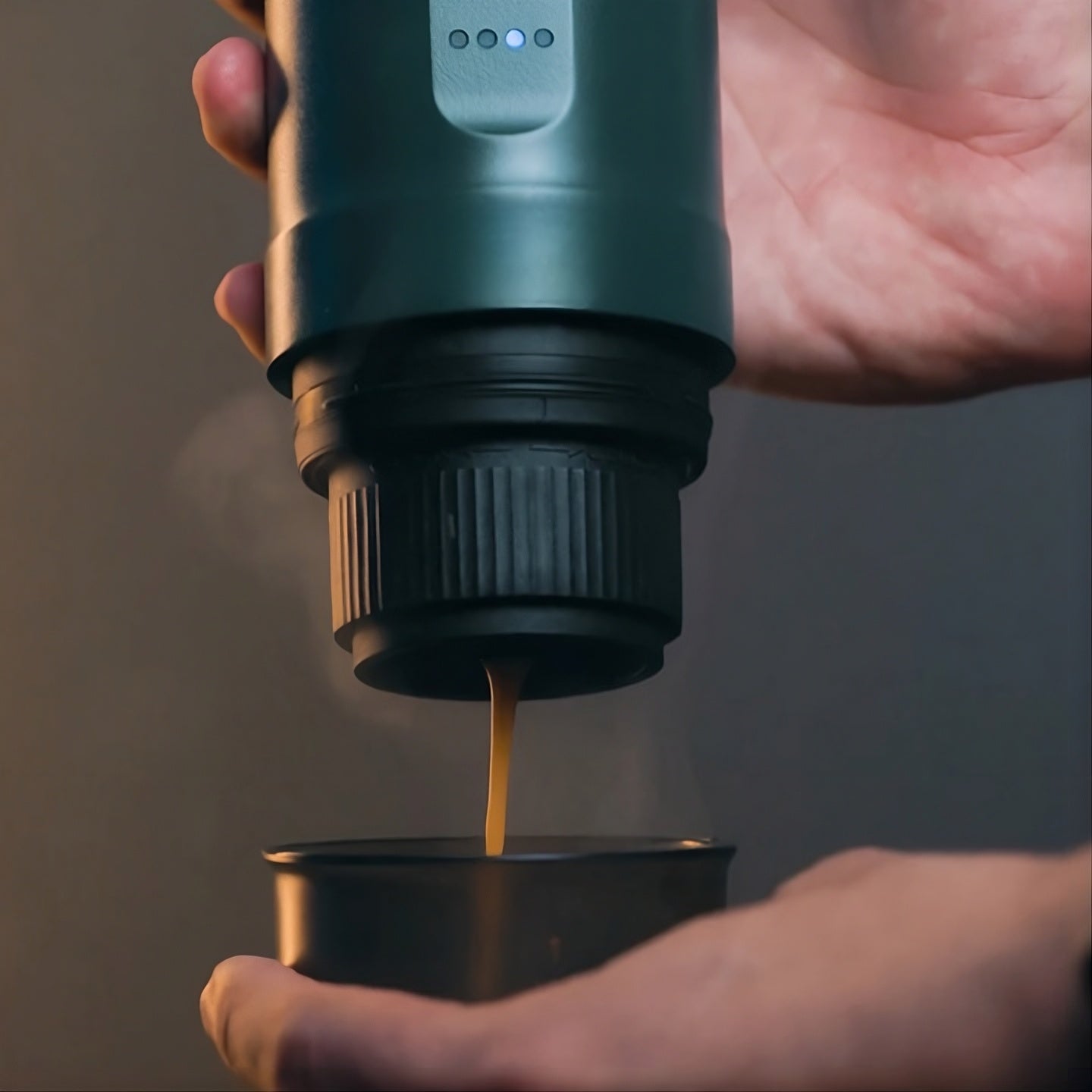 Machine à café portable Velmora™ Travel Barista